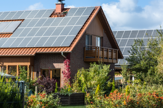 STEP-BY-STEP TUTORIAL: How to install solar panels at home